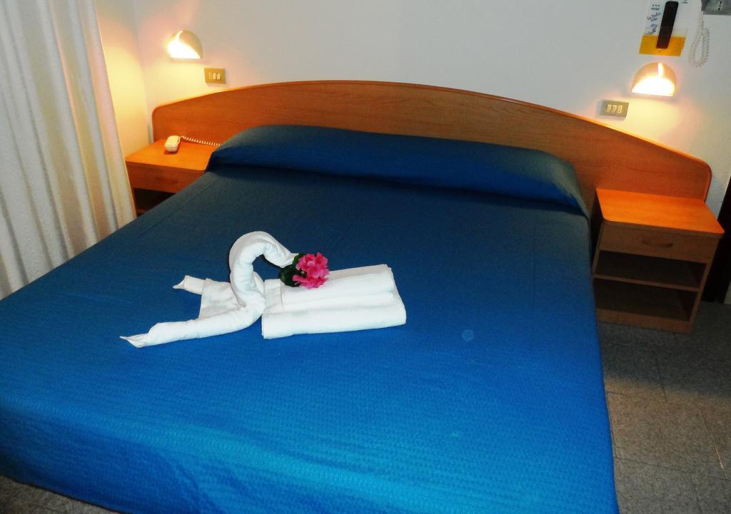 Hotel La Dolce Vita Rimini Zimmer foto